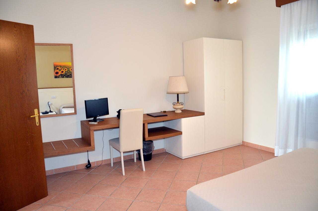 Tenuta Caradonna Lequile Esterno foto